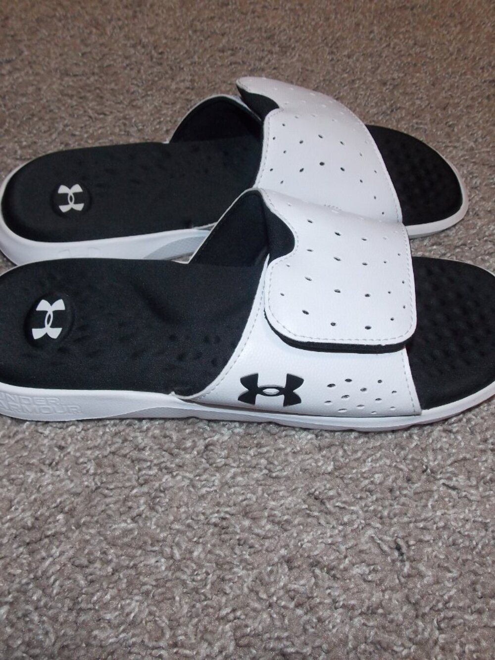 Under Armour Ignite Pro Slides size 10